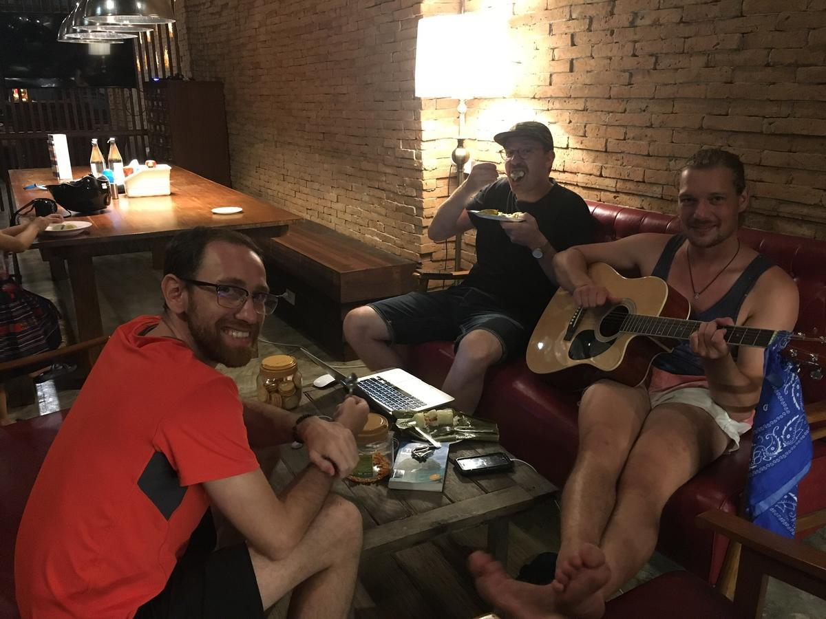 Suneta Hostel Chiangmai Chiang Mai Eksteriør bilde