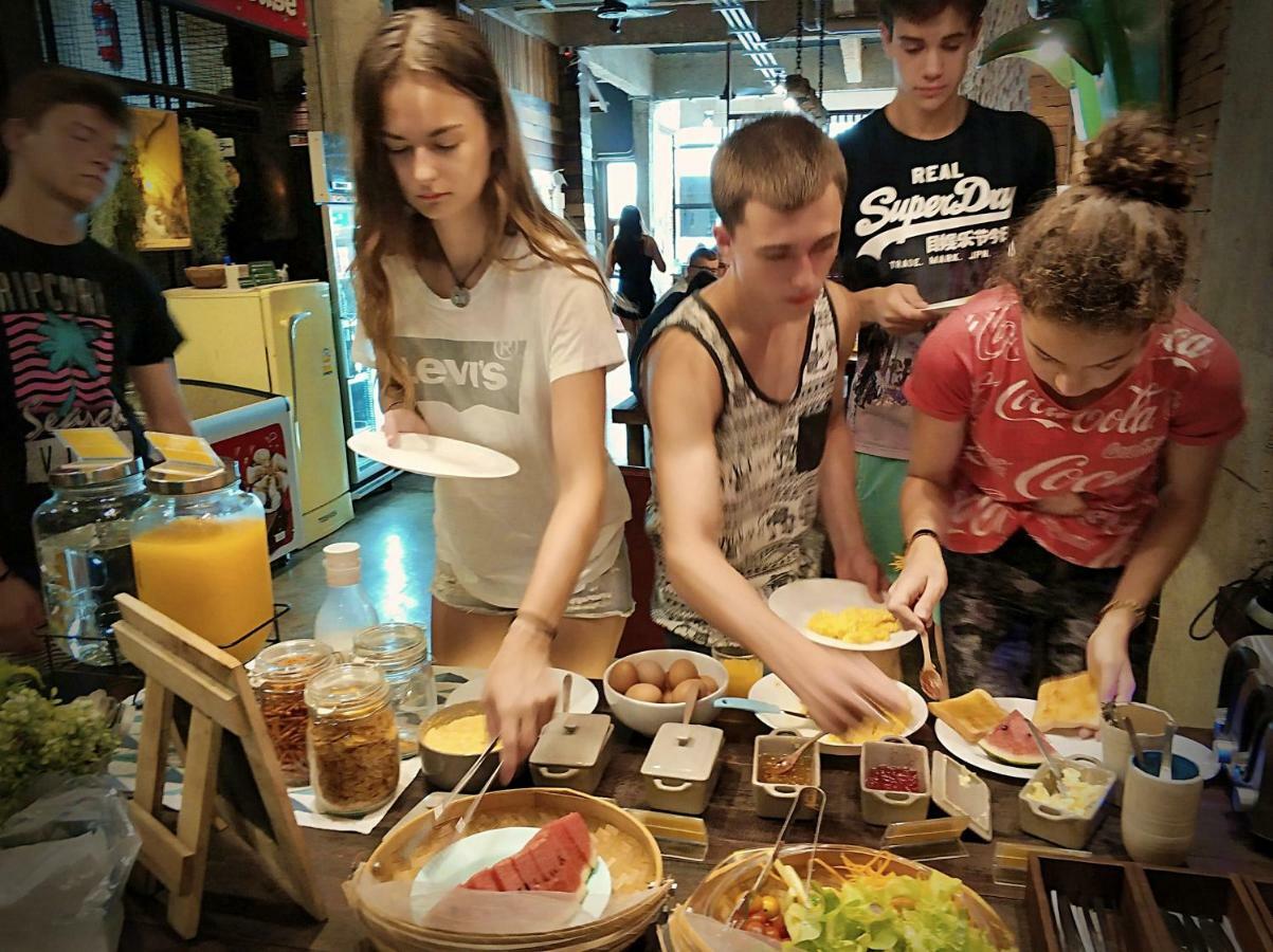 Suneta Hostel Chiangmai Chiang Mai Eksteriør bilde
